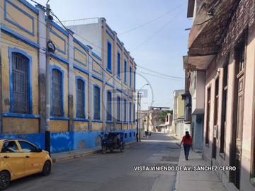Terreno en Venta con doble frente muy cerca al centro de Piura