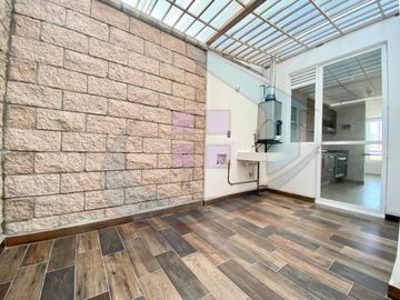 VENTA CASA ZAKIA 4 RECAMARAS 1 EN PLANTA BAJA EL MARQUES QUERETARO