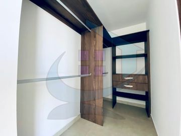 VENTA CASA ZAKIA 4 RECAMARAS 1 EN PLANTA BAJA EL MARQUES QUERETARO