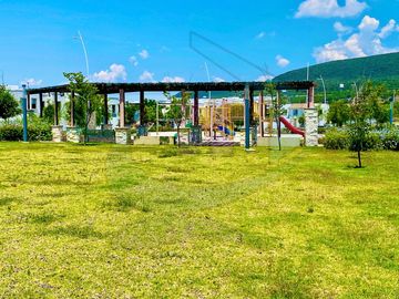 VENTA CASA ZAKIA 4 RECAMARAS 1 EN PLANTA BAJA EL MARQUES QUERETARO