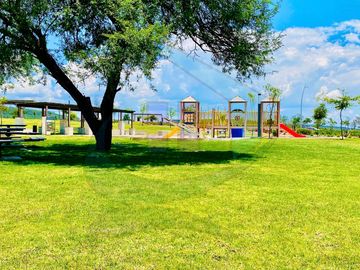 VENTA CASA ZAKIA 4 RECAMARAS 1 EN PLANTA BAJA EL MARQUES QUERETARO