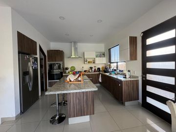 VENTA CASA CORREGIDORA QUERETARO (VISTA REAL)