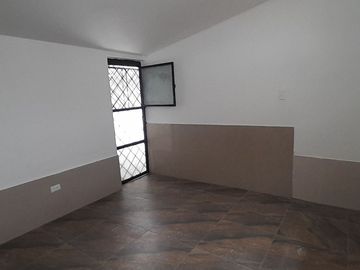 Casa en Venta / Sector Urbanizacion Ichalillo