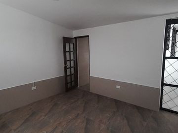 Casa en Venta / Sector Urbanizacion Ichalillo