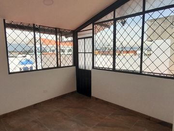 Casa en Venta / Sector Urbanizacion Ichalillo