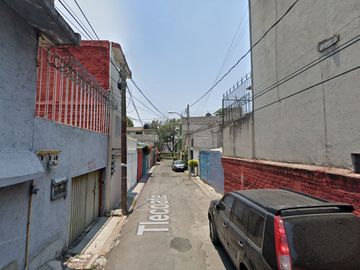 CASA EN SAN PEDRO APOSTOL, TLALPAN.