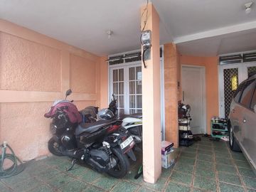 Rumah tinggal plus kostan di Rawamangun Jakarta Timur