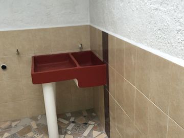 EDIFICIO EN VENTA, CERCA DE TONALA. CONDOMINIO HORIZONTAL DE 10 CASAS