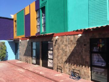 EDIFICIO EN VENTA, CERCA DE TONALA. CONDOMINIO HORIZONTAL DE 10 CASAS