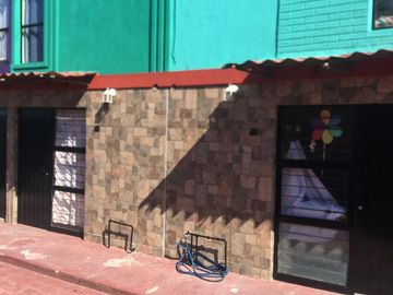EDIFICIO EN VENTA, CERCA DE TONALA. CONDOMINIO HORIZONTAL DE 10 CASAS