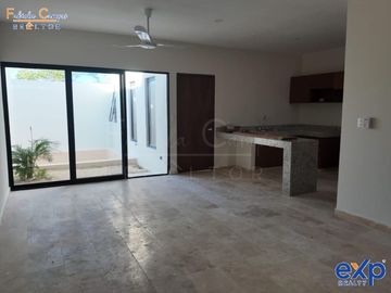 Casa de 1 piso y 2 recámaras en venta, en Chelem, Yucatán - PREVENTA 9 MESES
