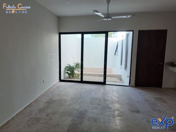 Casa de 1 piso y 2 recámaras en venta, en Chelem, Yucatán - PREVENTA 9 MESES