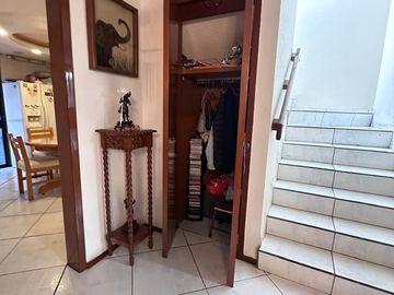 CASA EN VENTA, LOMAS ESTRELLAS, EN IZTAPALAPA.