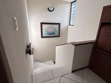 CASA EN VENTA, LOMAS ESTRELLAS, EN IZTAPALAPA.