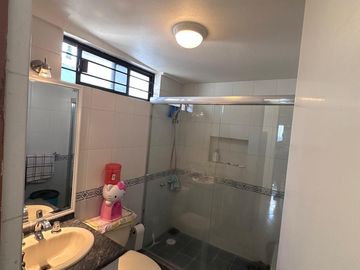 CASA EN VENTA, LOMAS ESTRELLAS, EN IZTAPALAPA.
