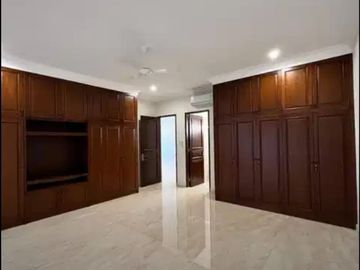 Rumah design modern di pejaten jatipadang jakarta selatan