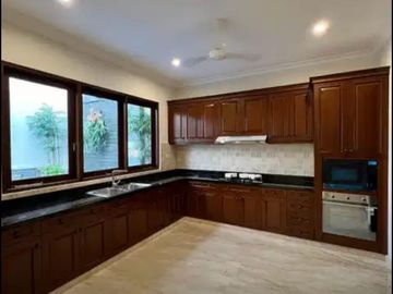 Rumah design modern di pejaten jatipadang jakarta selatan