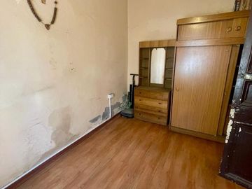 SE VENDE CASA EN PASAJE CERRADO 2D 1B 81MTS2 COMUNA SANTIAGO