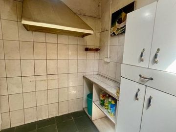 SE VENDE CASA EN PASAJE CERRADO 2D 1B 81MTS2 COMUNA SANTIAGO