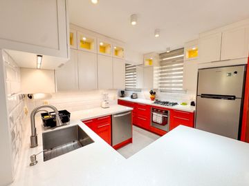 VENTA - Condominio en Playa Escondida.