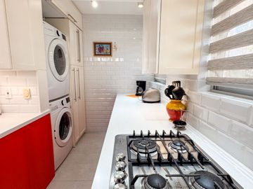 VENTA - Condominio en Playa Escondida.