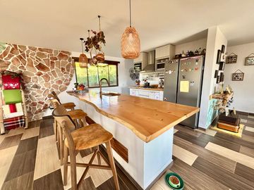 LINDA CASA CAMPESTRE EN VENTA EN LA MESA DE LOS SANTOS