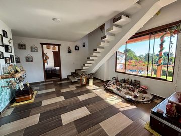 LINDA CASA CAMPESTRE EN VENTA EN LA MESA DE LOS SANTOS