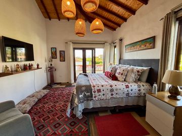 LINDA CASA CAMPESTRE EN VENTA EN LA MESA DE LOS SANTOS