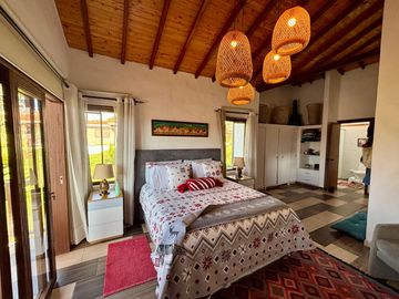 LINDA CASA CAMPESTRE EN VENTA EN LA MESA DE LOS SANTOS
