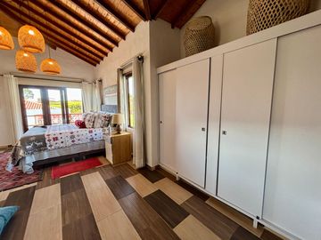 LINDA CASA CAMPESTRE EN VENTA EN LA MESA DE LOS SANTOS