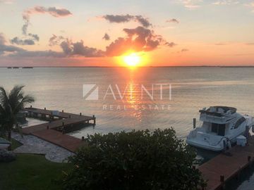 Casa en Venta, Zona Hotelera, Cancún, Quintana Roo.