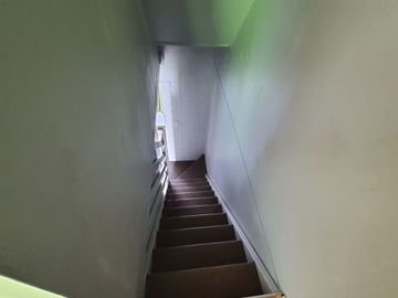 Comodidad y Calidez: Casa de Dos Pisos en Conjunto Habitacional Hermano Bonifacio Martinez II, Quillota