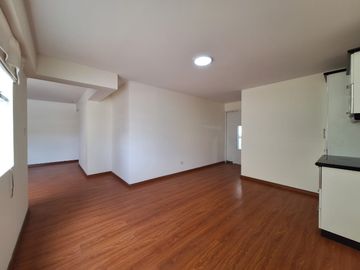 ¡VENTA OCASIÓN DEPARTAMENTO 3ER PISO CERCA DEL PENTAGONITO!
