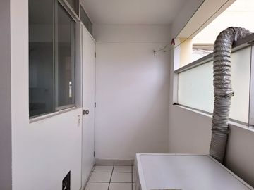 ¡VENTA OCASIÓN DEPARTAMENTO 3ER PISO CERCA DEL PENTAGONITO!