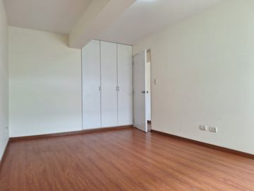 ¡VENTA OCASIÓN DEPARTAMENTO 3ER PISO CERCA DEL PENTAGONITO!
