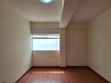 ¡VENTA OCASIÓN DEPARTAMENTO 3ER PISO CERCA DEL PENTAGONITO!
