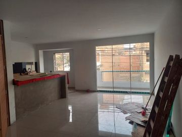 VENDO DUPLEX DE 149 M2 DE AREA ACUPADA, PISO 4,5, URBANIZACION SANTO DOMINGO ETAPA 12-CARABAYLLO