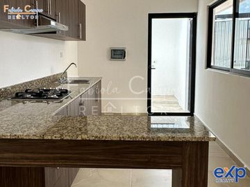 Casa de 3 recamaras en venta en Chichi Suarez Mérida Yucatán - Preventa a 12 y 18 meses
