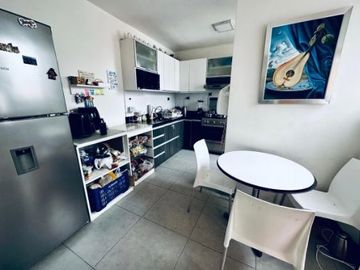 VENDO LINDO DEPARTAMENTO REMODELADO