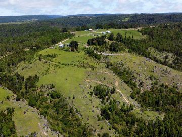 Campo a una hora de Puerto Varas de 8,6 hectáreas con hermosa vista