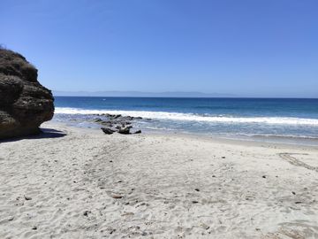DEPARTAMENTO FRENTE AL MAR EN VENTA EN PUNTA DE MITA EN BOLONGO