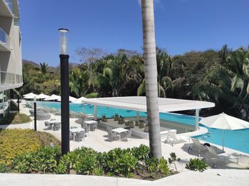 DEPARTAMENTO FRENTE AL MAR EN VENTA EN PUNTA DE MITA EN BOLONGO