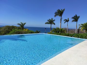 DEPARTAMENTO FRENTE AL MAR EN VENTA EN PUNTA DE MITA EN BOLONGO