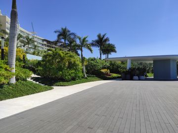 DEPARTAMENTO FRENTE AL MAR EN VENTA EN PUNTA DE MITA EN BOLONGO
