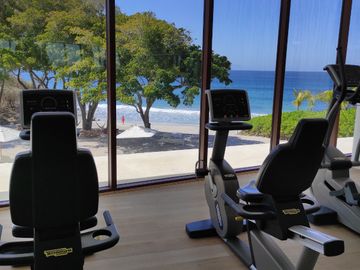 DEPARTAMENTO FRENTE AL MAR EN VENTA EN PUNTA DE MITA EN BOLONGO