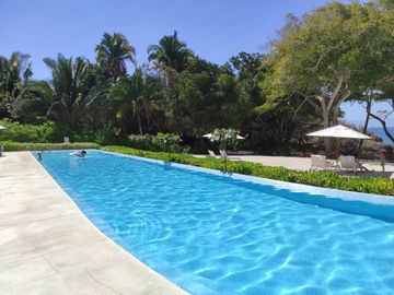 DEPARTAMENTO FRENTE AL MAR EN VENTA EN PUNTA DE MITA EN BOLONGO
