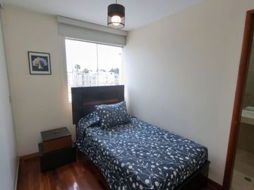Venta Departamento Duplex En Surco Con Cochera Lineal Para Dos Autos