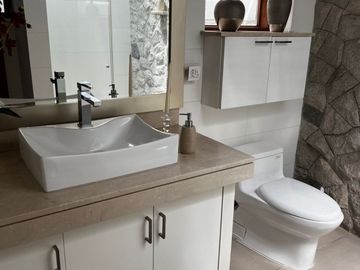 SE VENDE HERMOSA CASA EN LA MOLINA, Portada De La Planicie