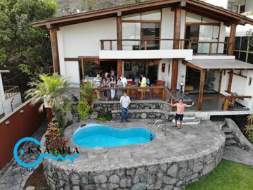 SE VENDE HERMOSA CASA EN LA MOLINA, Portada De La Planicie