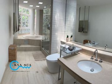 SE VENDE HERMOSA CASA EN LA MOLINA, Portada De La Planicie